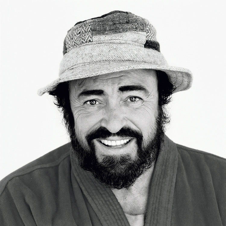 Maestro Luciano Pavarotti